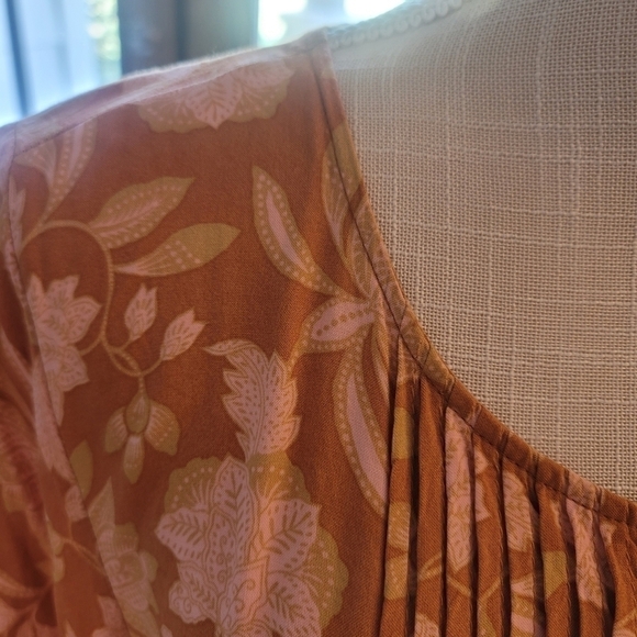 Petal & Pup Dress - Picture 3 of 9